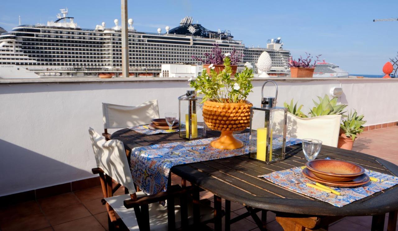 Attico Con Terrazza Sul Porto Apartment Palermo Exterior photo